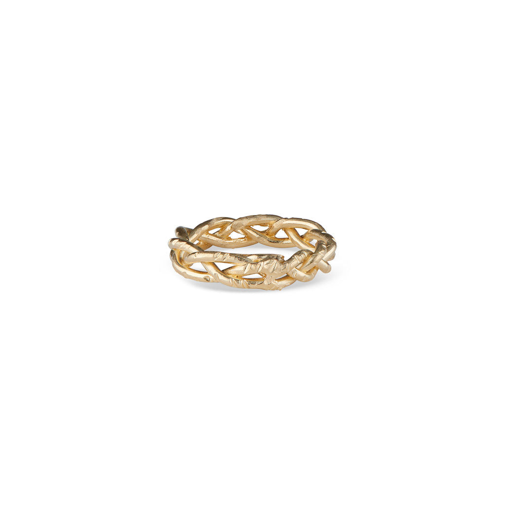 The Natalie McMillan Braided 14k Gold Taylor Ring, as we say in the Bay Area, hella comfy. Sure to be that ring that you just never take off. Pairs perfectly with the Lillian Bangle and Casandra Hoops! 